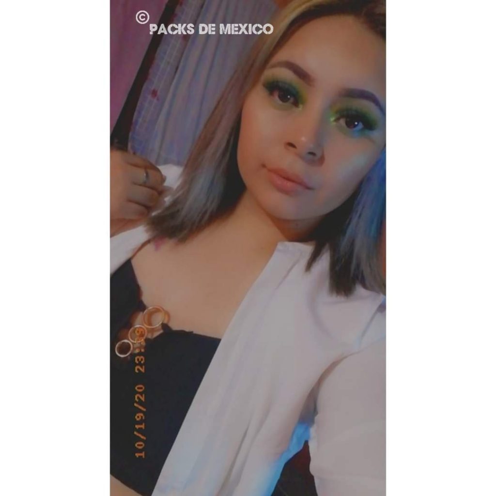 Packs De México Esperanza Lara Mérida Yucatán Sexy Milf Mostrando Sus Tetas 1215